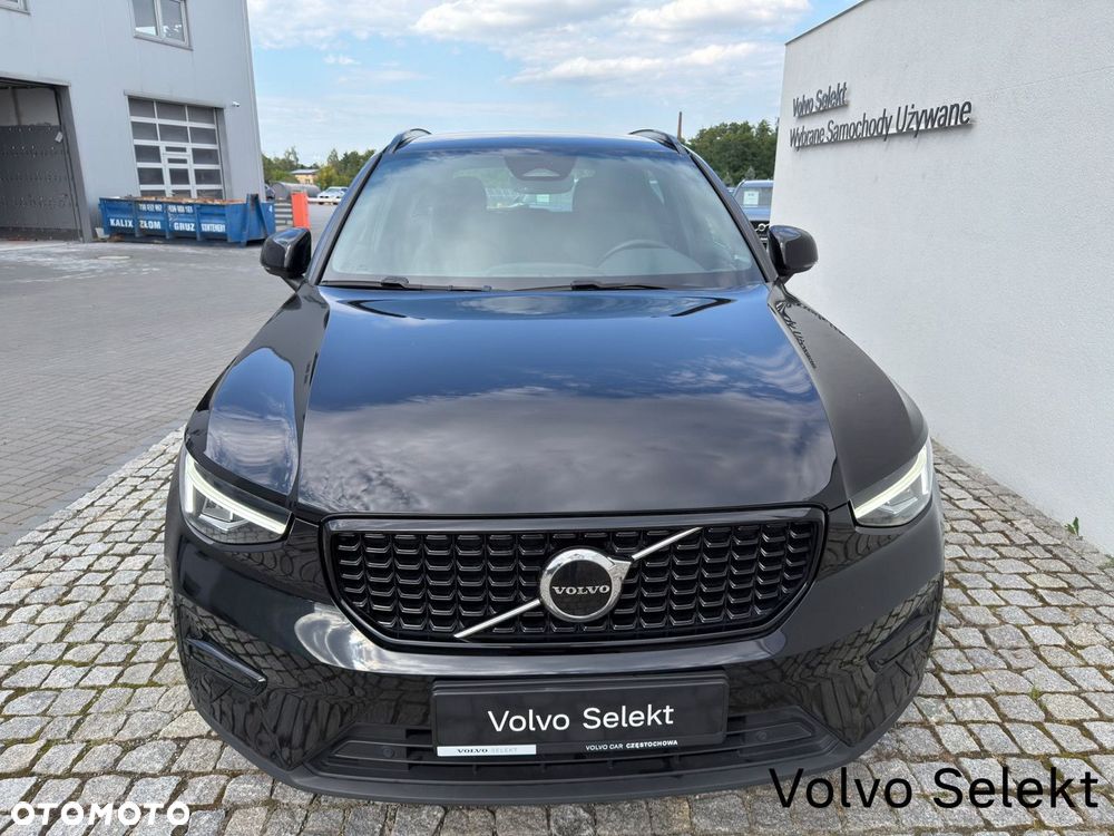 Volvo XC 40 - 33