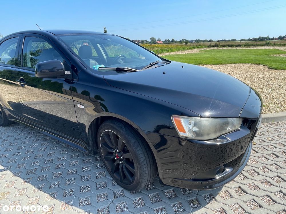 Mitsubishi Lancer - 2