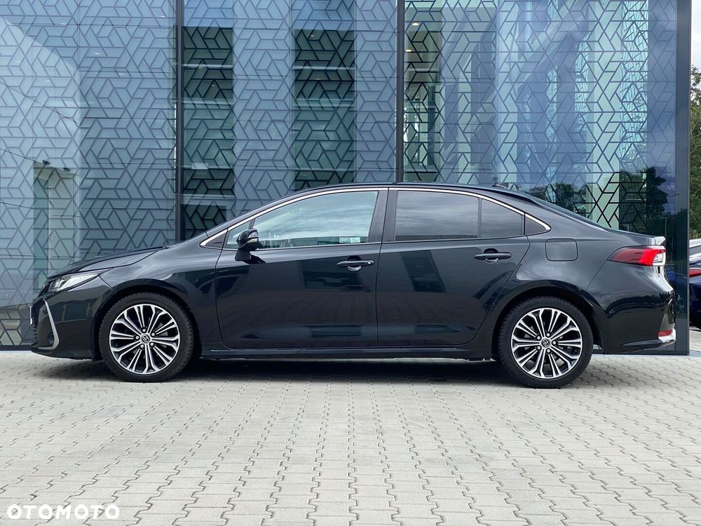 Toyota Corolla - 3