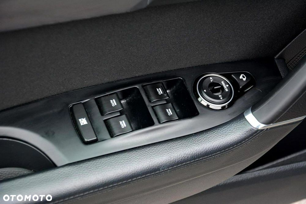 Hyundai i40 1.7 CRDi BlueDrive Comfort DCT - 34