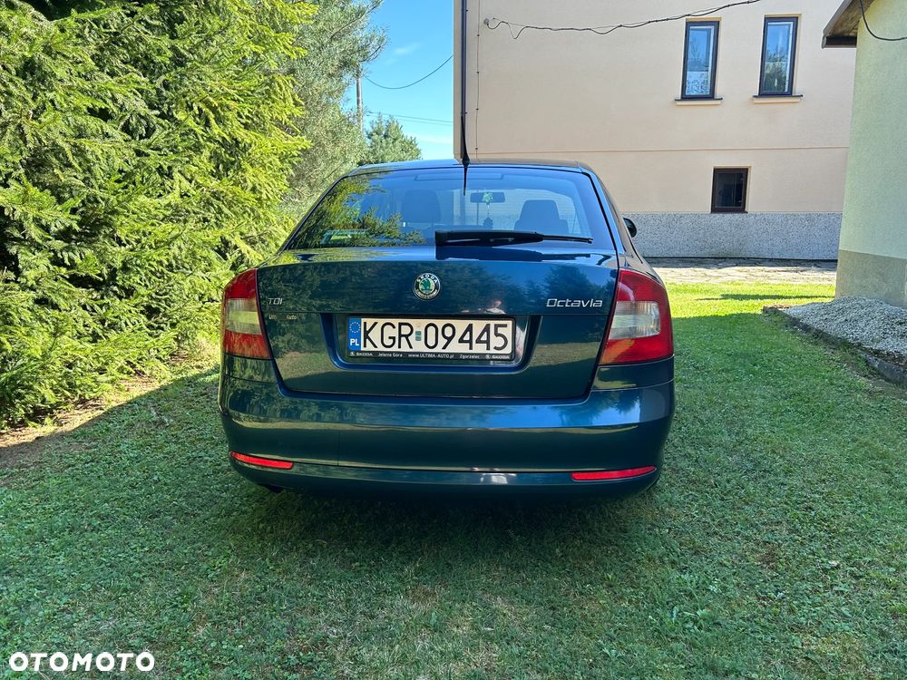 Skoda Octavia 1.6 TDI Active - 4