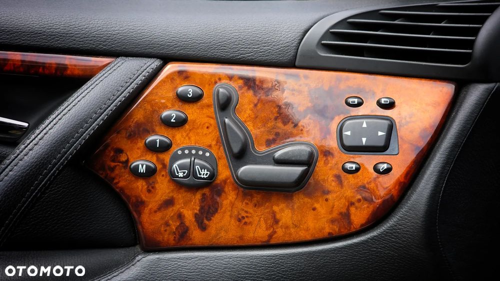 Mercedes-Benz CL 500 7G-TRONIC - 31