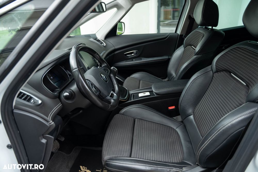 Renault Grand Scenic ver-blue-dci-120-edc-limited - 14