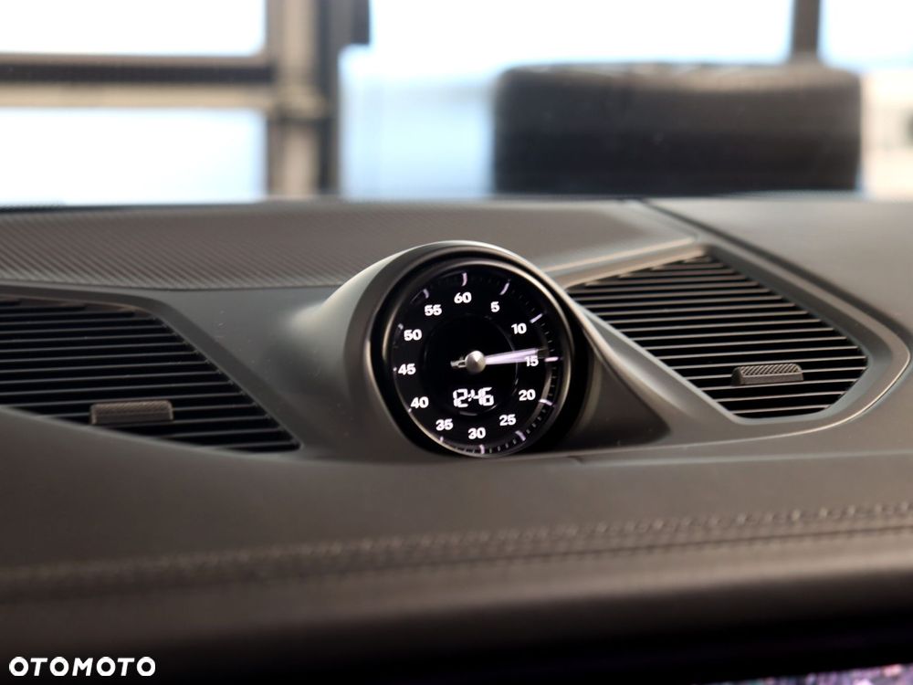 Porsche Cayenne S - 29