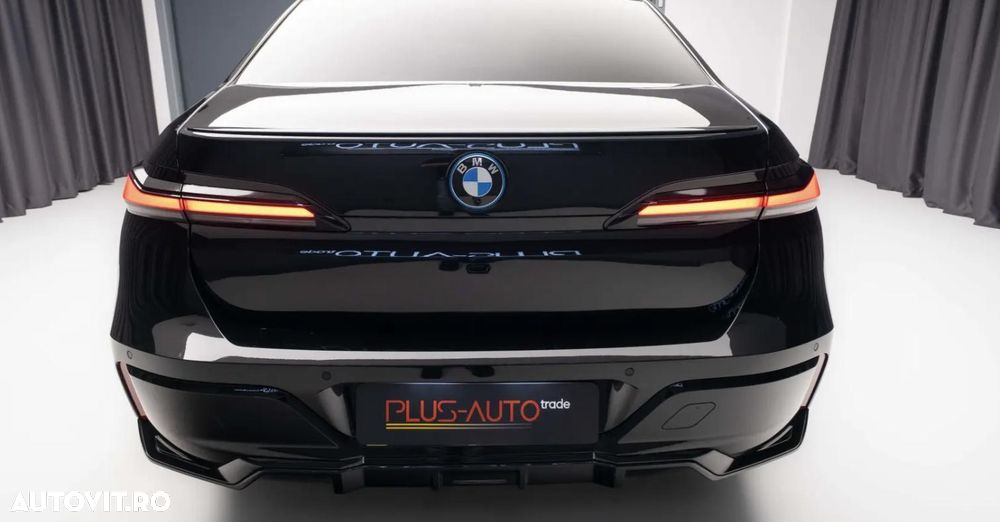 BMW Seria 7 - 8