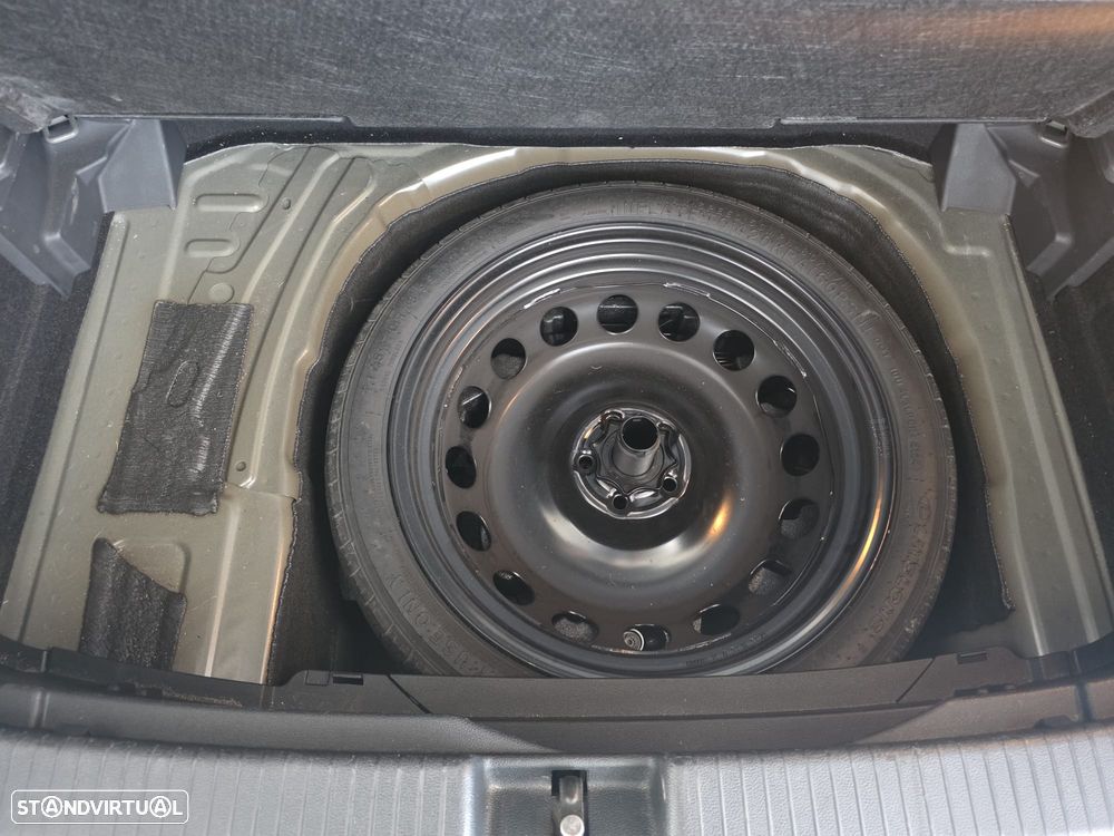 VW T-Cross 1.0 TSI Urban DSG - 7