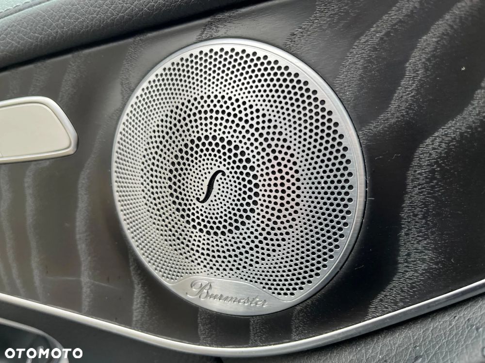 Mercedes-Benz GLC 250 4Matic 9G-TRONIC AMG Line - 19