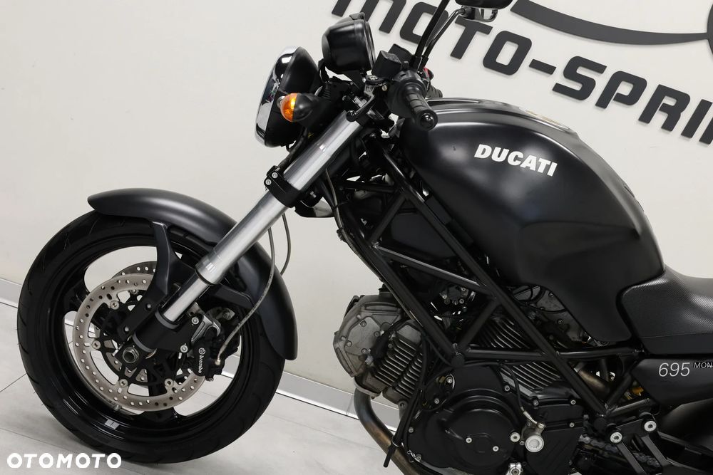 Ducati Monster - 26