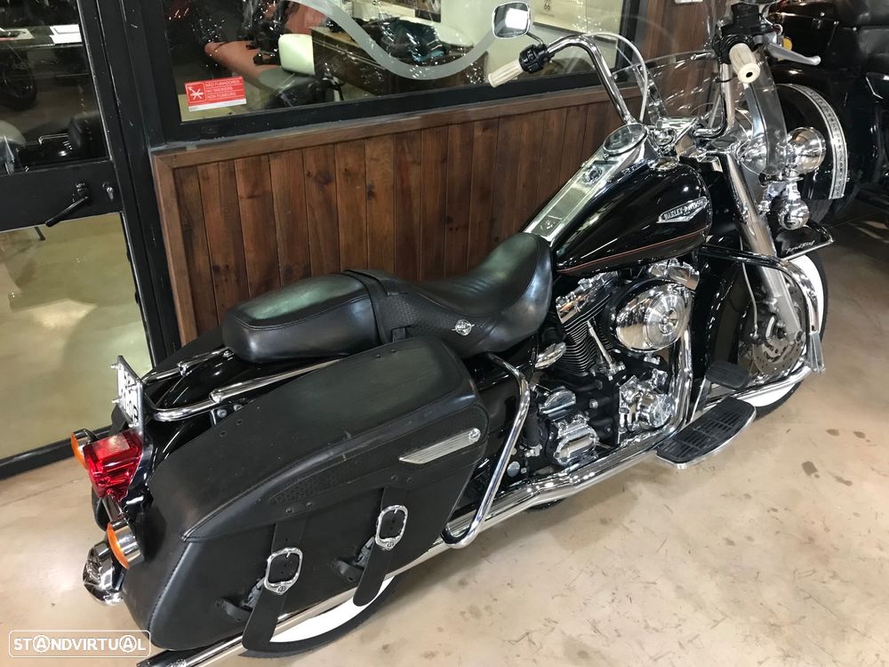 Harley-Davidson FLHRCI Road King Classic - 3