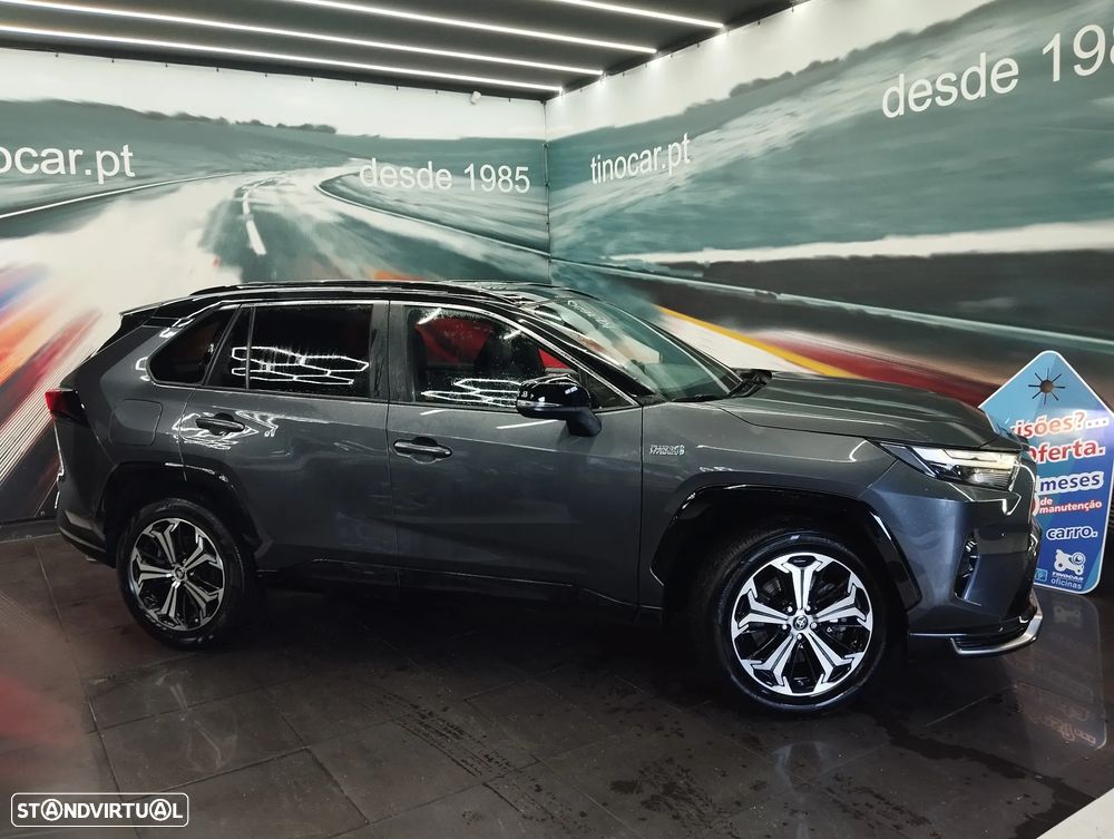 Toyota RAV4 2.5 HDF Plug-in Square Co.AWD-i - 3