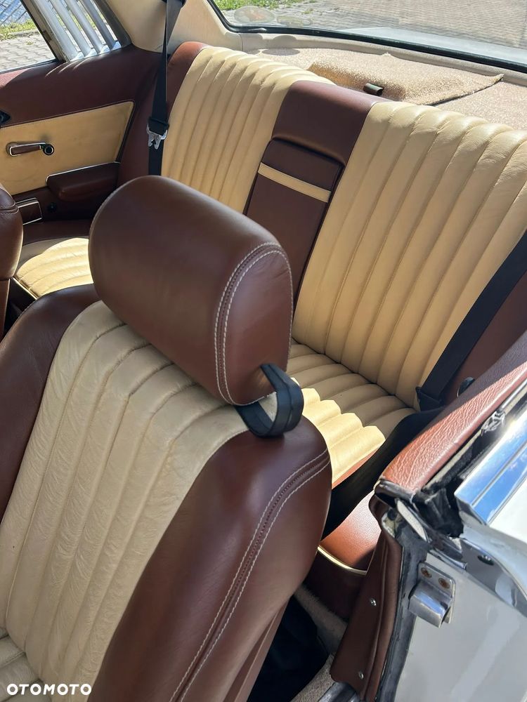 Mercedes-Benz SLC - 9