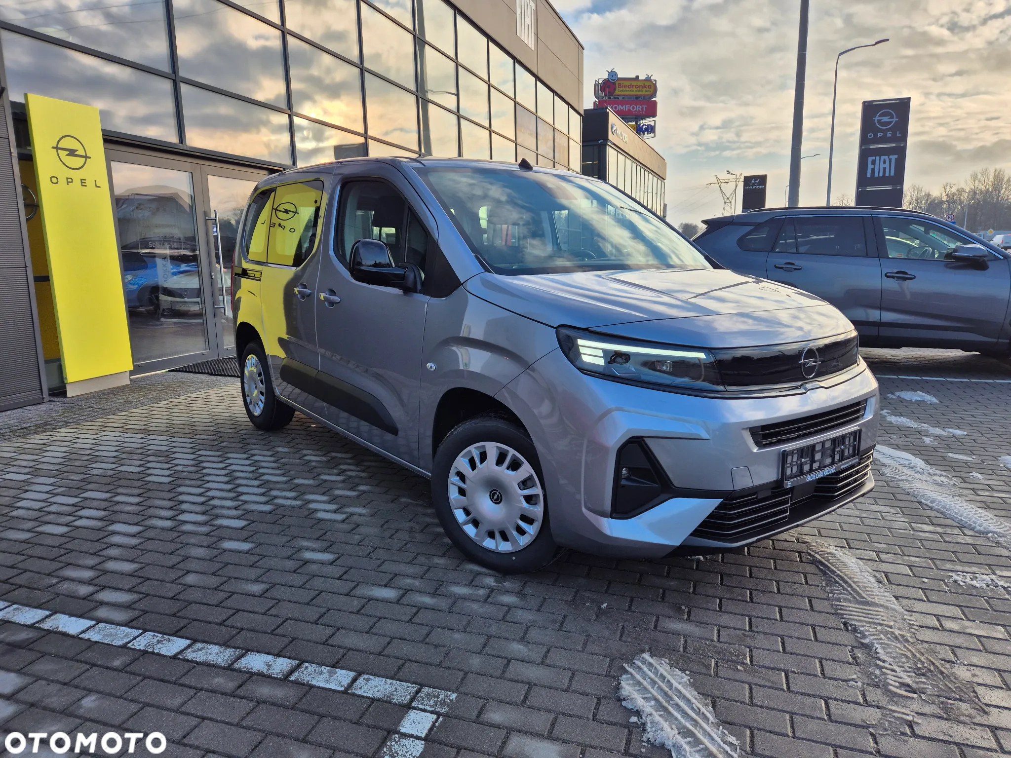 Opel Combo L 1.2 PureTech S&S - 11