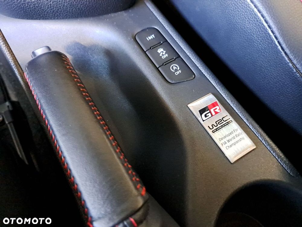 Toyota Yaris - 27