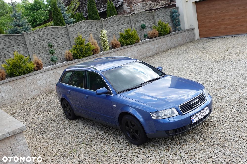 Audi A4 Avant - 10