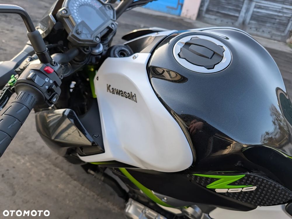 Kawasaki Z 900 - 11