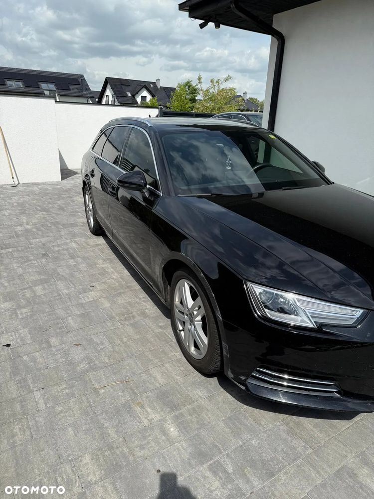 Audi A4 Avant 2.0 TDI Sport S tronic - 24