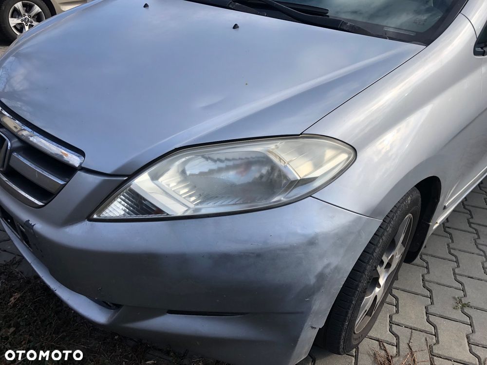Pas przedni wzmocnienie chłodnice HONDA FR-V 2004 r. 2.0 B - 2