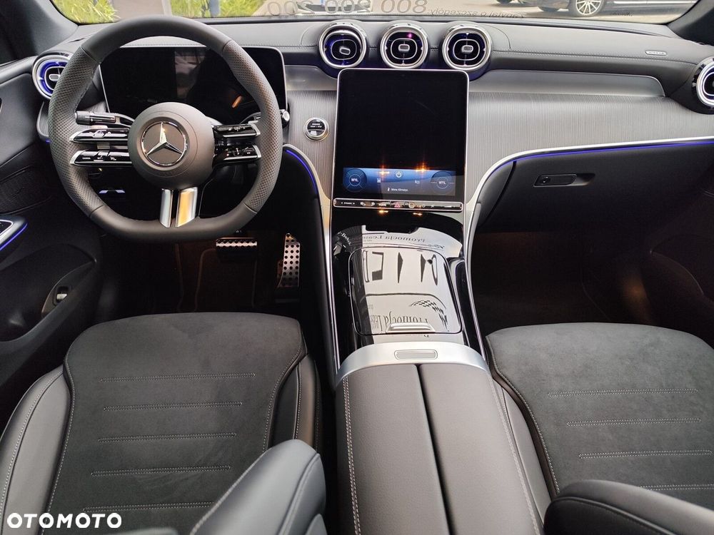Mercedes-Benz GLC - 13