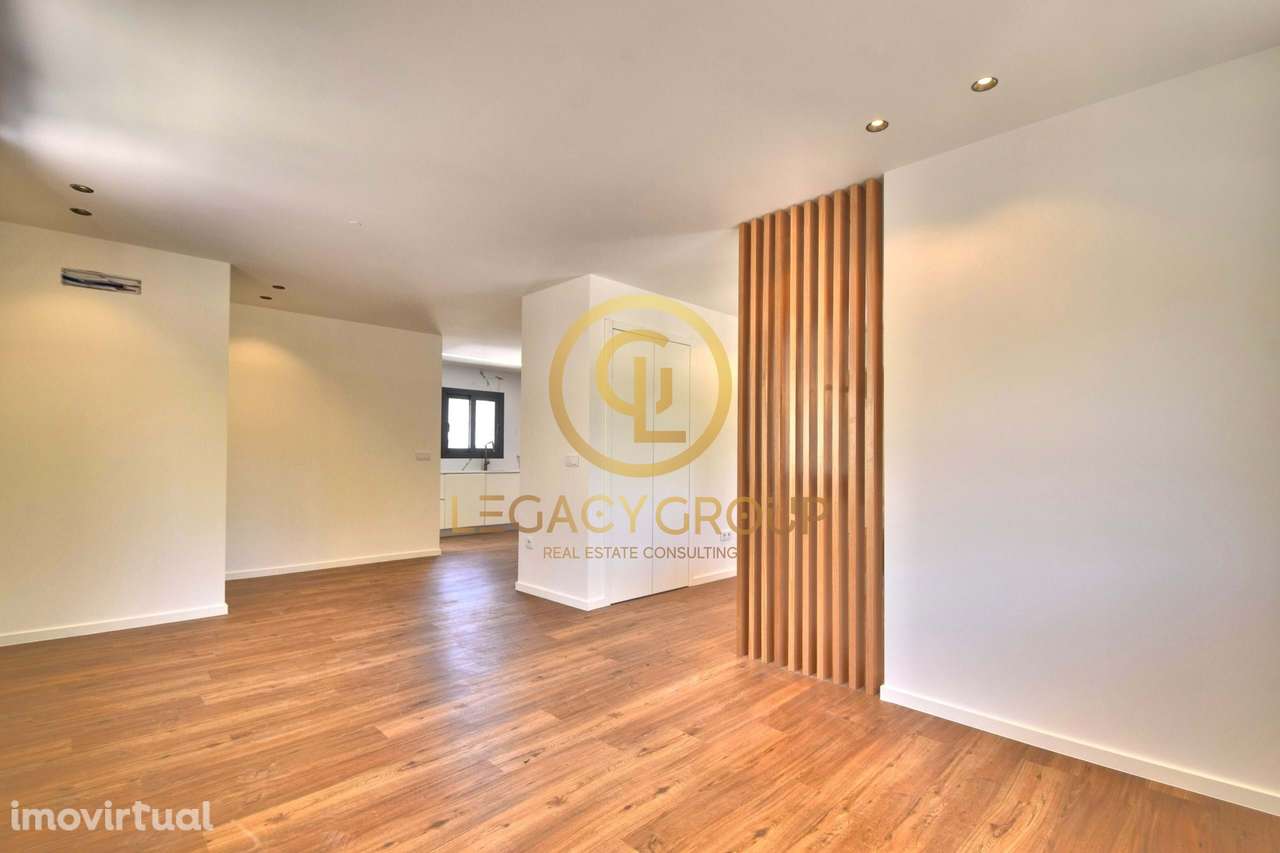 Moradia T3 Independente renovada em Varjota Boliqueime Algarve - Grande imagem: 3/25