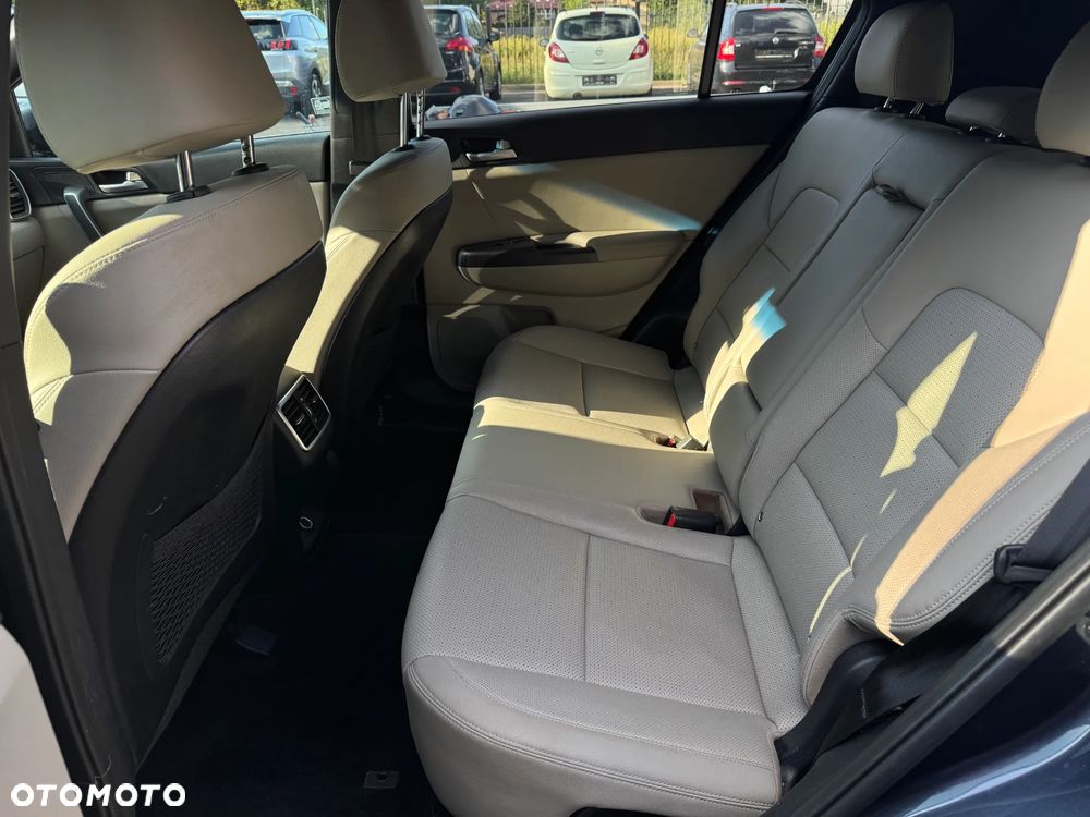 Kia Sportage - 14