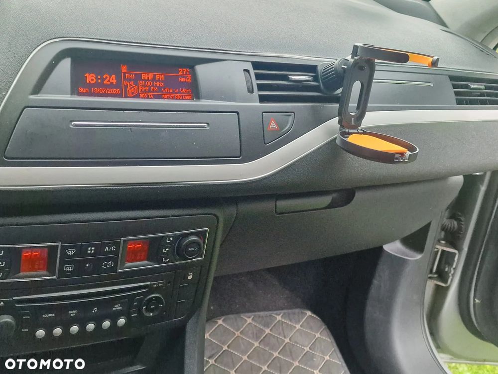 Citroën C5 2.0 HDi Confort - 16