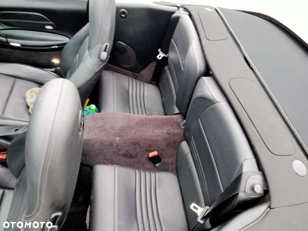 Porsche 911 Carrera 4 Cabrio - 3