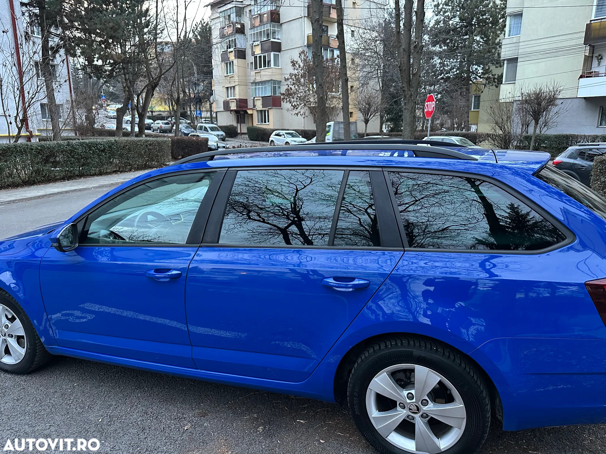 Skoda Octavia 2.0 TDI DSG Style - 3