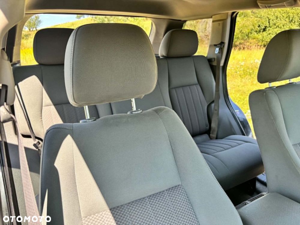 Jeep Grand Cherokee - 13