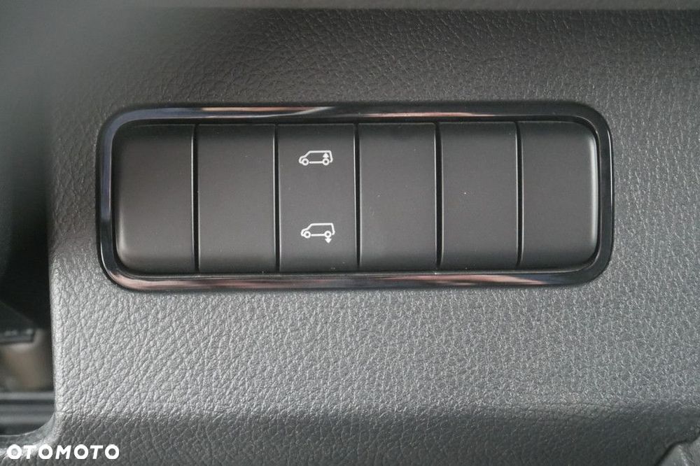 Mercedes-Benz Sprinter 317 CDI Długi LED Hak Zab. Warsztatowa Navi Kamera SalonPL VAT23% Właścicielem pojazdu jest Ayvens Financial Services Polska - 19