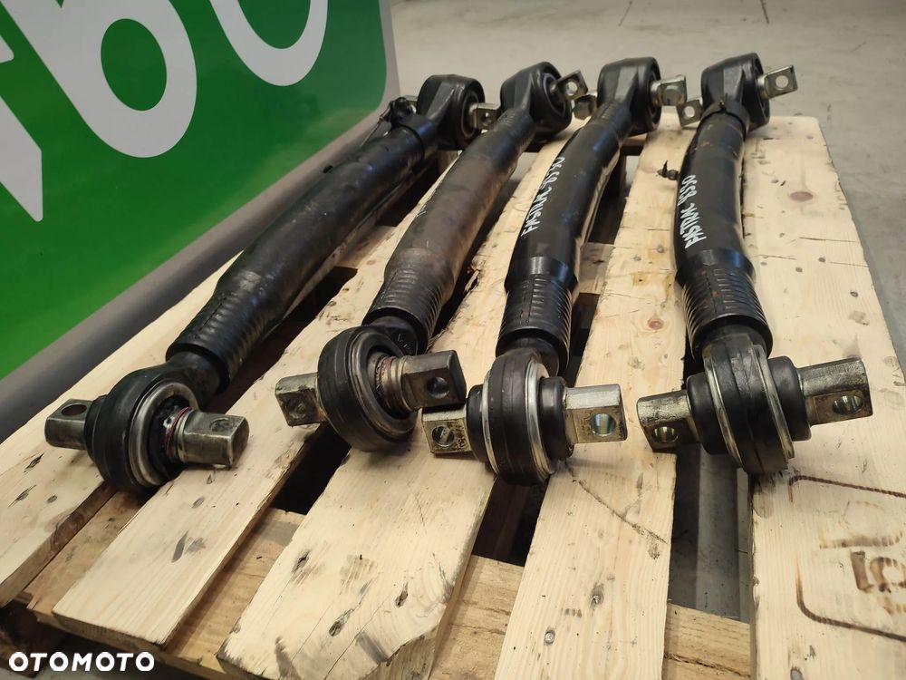 Łącznik drążka stabilizatora JCB Fastrac 8330 - 7