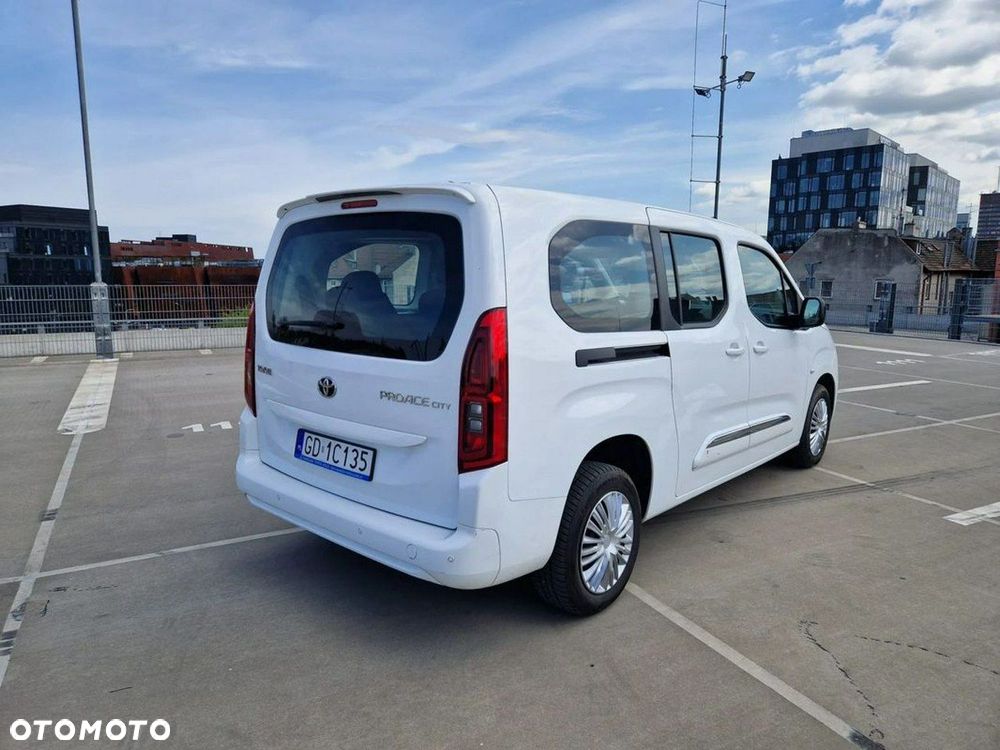 Toyota Proace City Verso Long 1.5 D-4D Business - 5