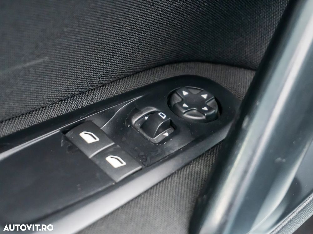 Peugeot 308 1.2 VTi Active - 21