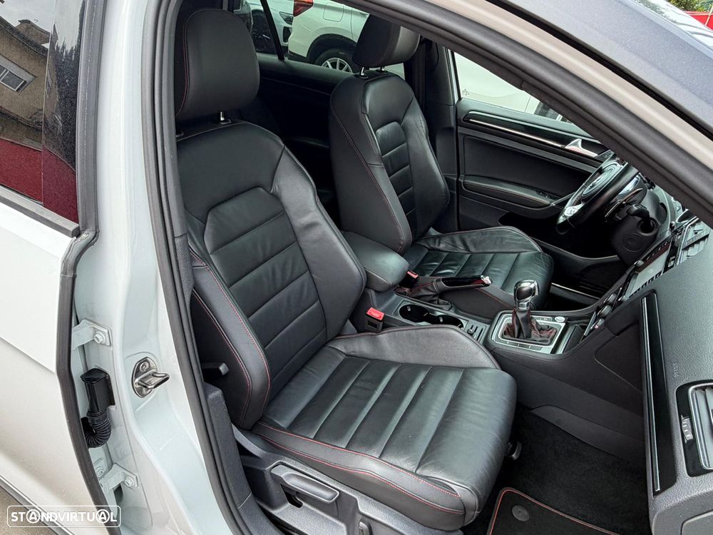 VW Golf 2.0 TSi GTi DSG Performance - 29