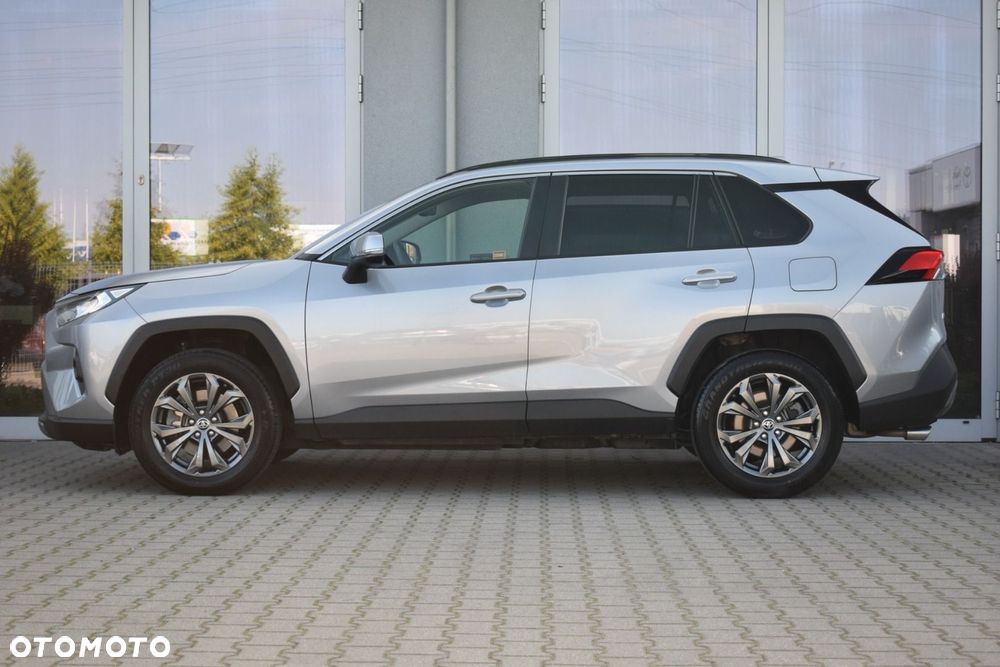 Toyota RAV4 - 5