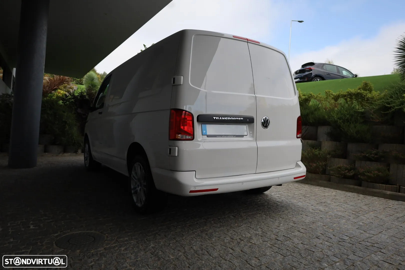 VW Transporter 2.0 TDI Business - 12