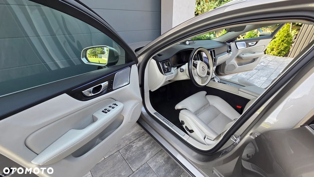Volvo V60 B4 D Inscription - 8