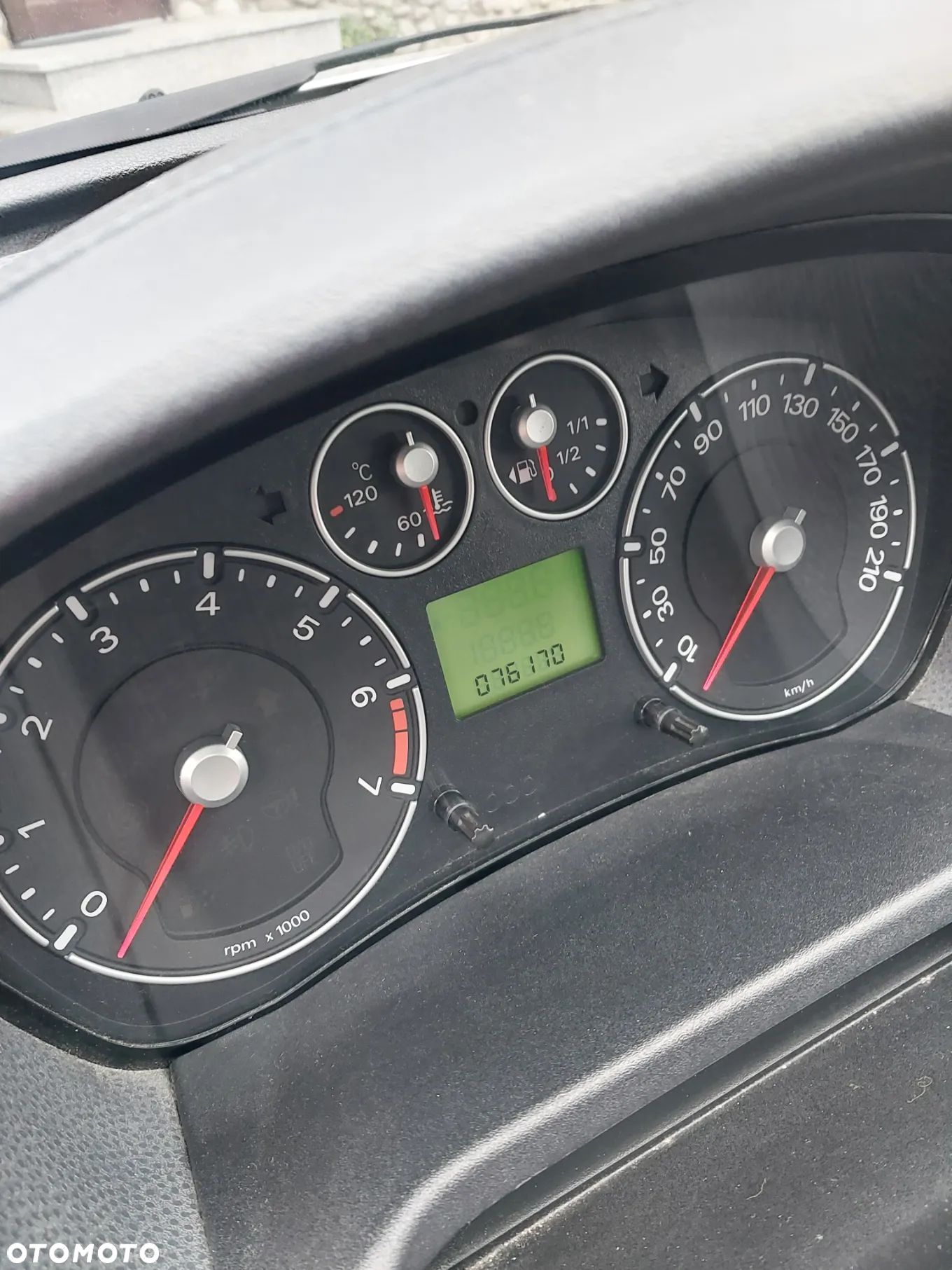 Ford Fiesta 1.3 Ambiente - 1