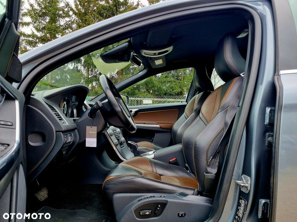 Volvo XC 60 D4 Geartronic Summum - 9