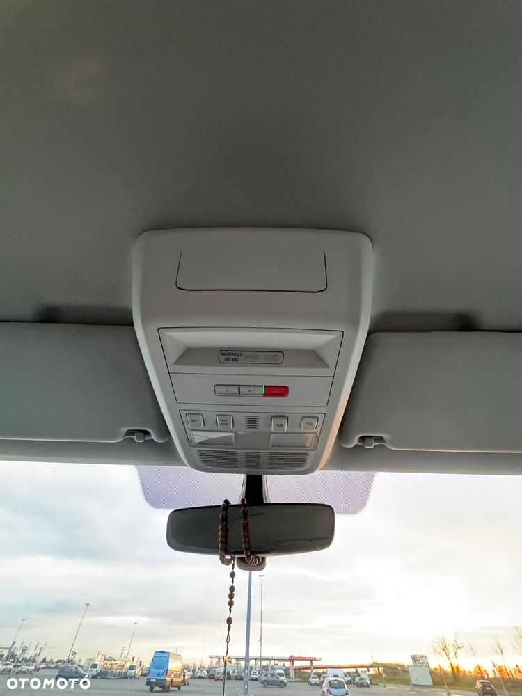 Volkswagen Multivan 2.0 TDI L1 Trendline DSG - 27