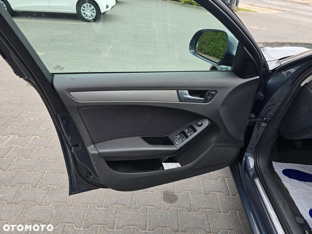 Audi A4 Avant 2.0 TDI DPF Ambition - 18