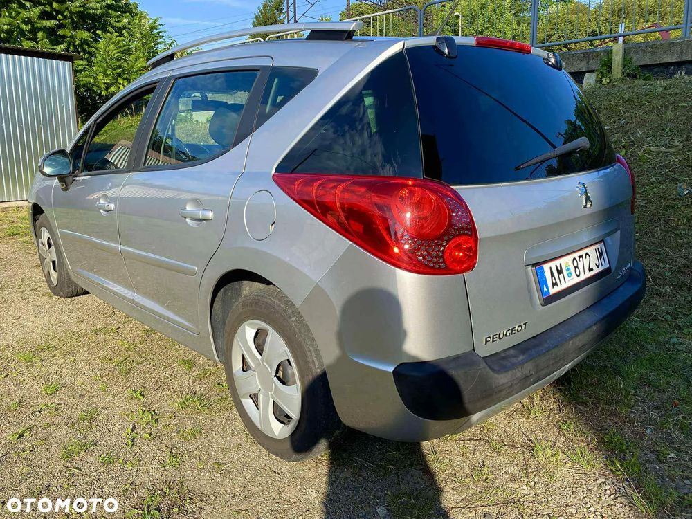 Peugeot 207 - 2