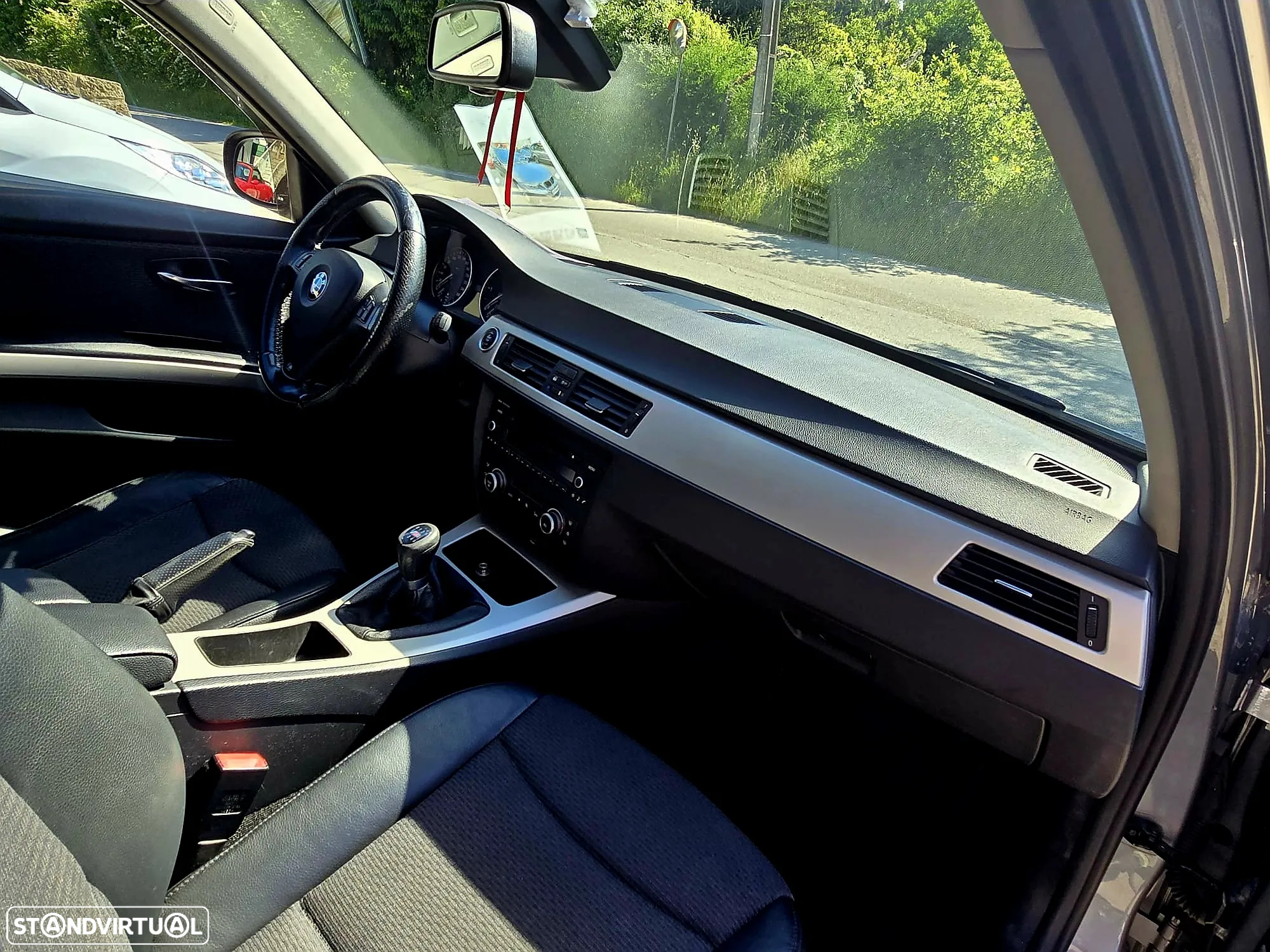 BMW 318 d Touring Sport - 9