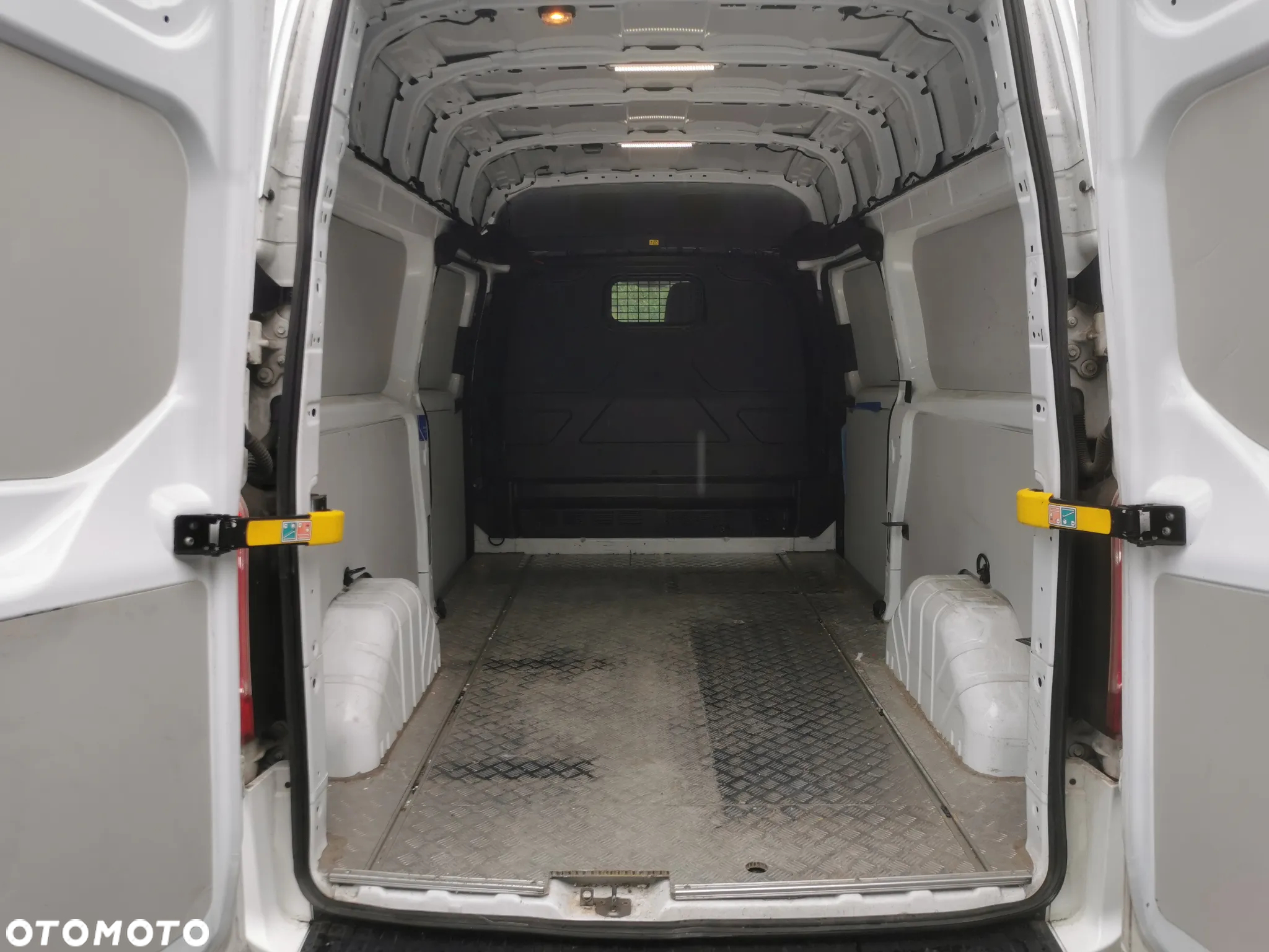Ford Transit Custom - 9
