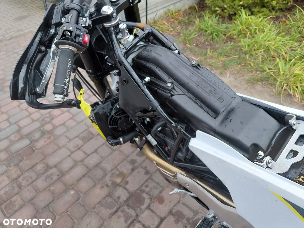 Husqvarna 701 - 20