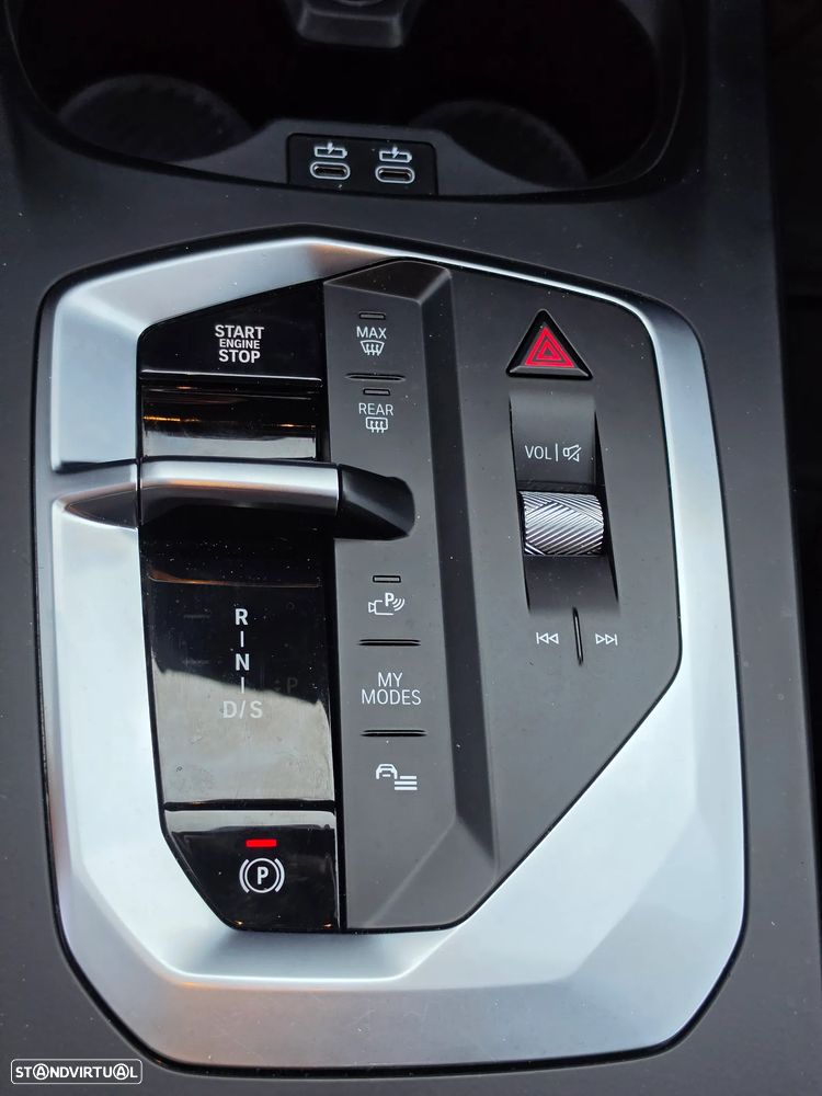 BMW 118 d Pack Desportivo M Pro - 18