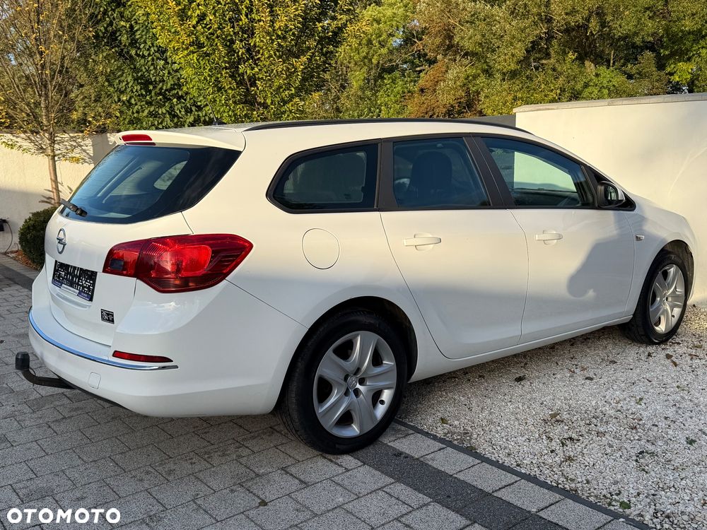 Opel Astra - 10