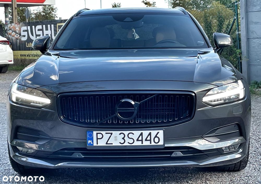 Volvo V90 D4 AWD Momentum - 2