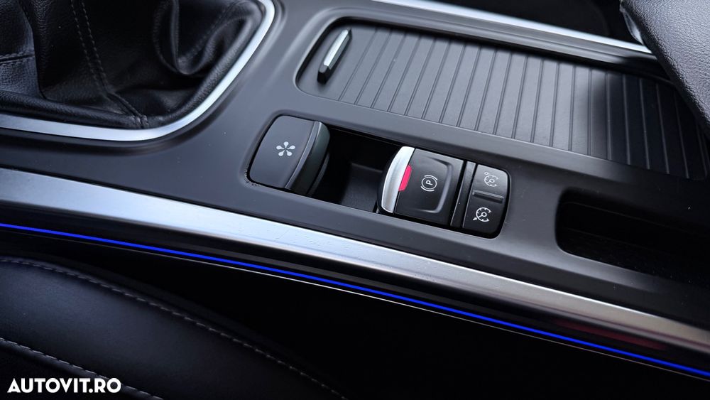 Renault Megane ENERGY dCi 130 INTENS - 13