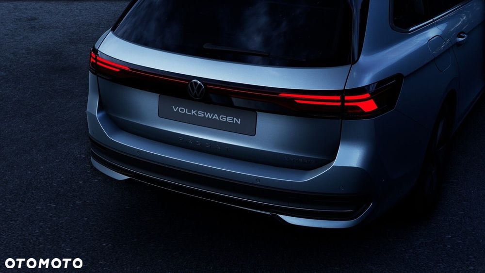 Volkswagen Passat Variant 1.5 TSI eHybrid PHEV 150kW Business Plus DSG - 16