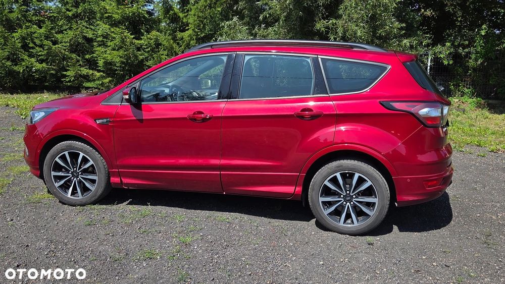 Ford Kuga 1.5 EcoBoost 2x4 ST-Line - 1